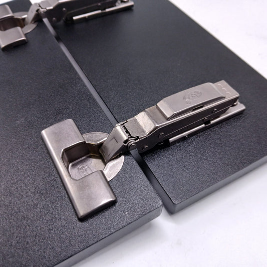 EBCO E-Soft Linear Hinge – 3D Max  With Linear Mounting Plate